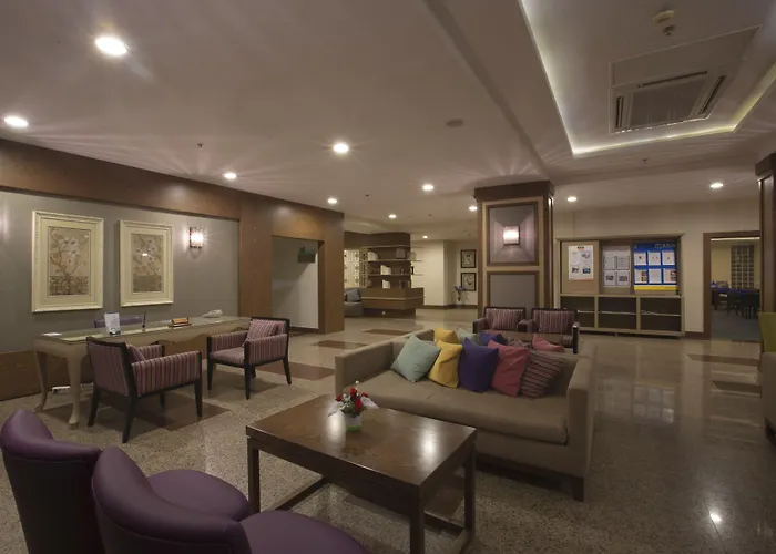Insula Resort & Spa